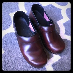 Dansko professional clogs - red