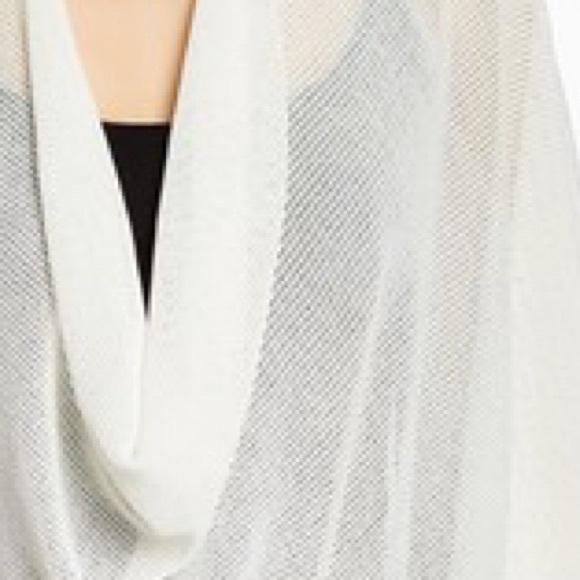 In Cashmere White Mesh Knit Topper - Picture 4 of 4