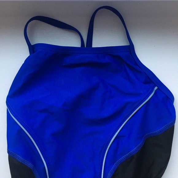 Speedo size 28 PowerFLEX Eco - Picture 1 of 4