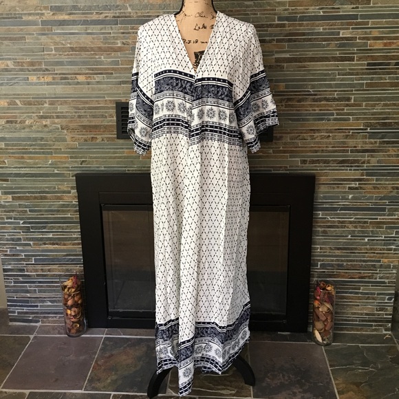 Navy Blue White Boho Chic Long Kimono - Picture 4 of 5