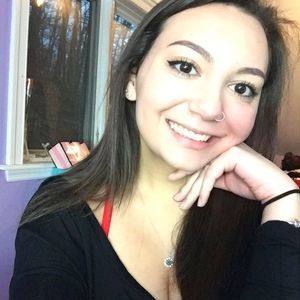 Meet your Posher, Cecelia