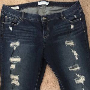 Torrid Boyfriend cut Capri jeans