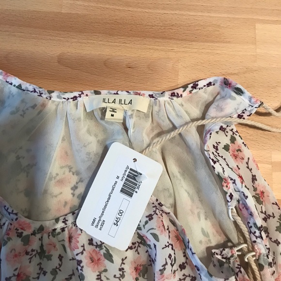 Spring dress - Picture 2 of 3