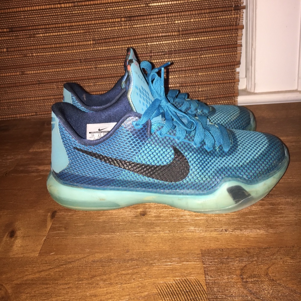 Kobe 10