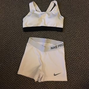 Nike Pro set