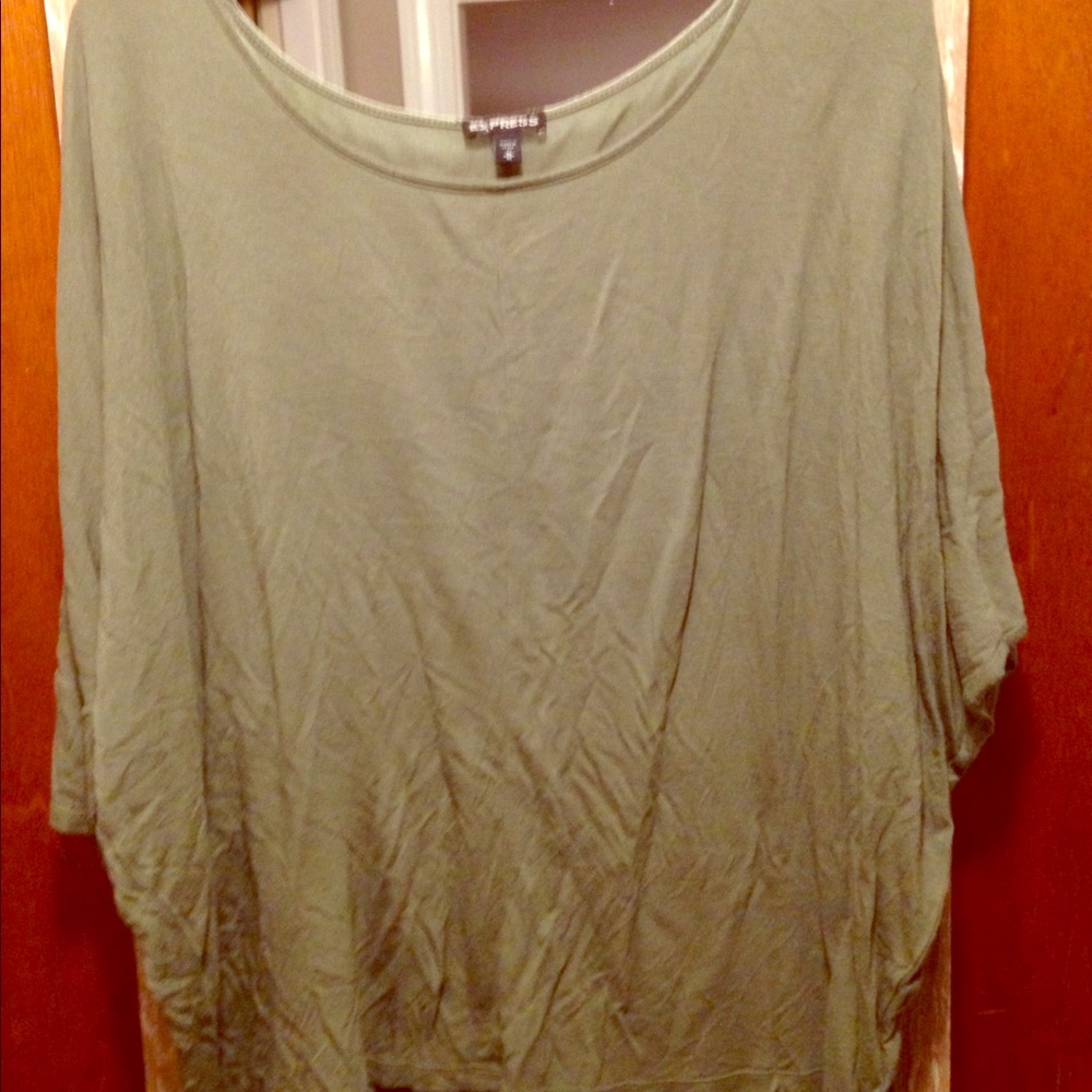 Express green top medium
