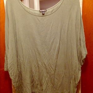 Express green top medium