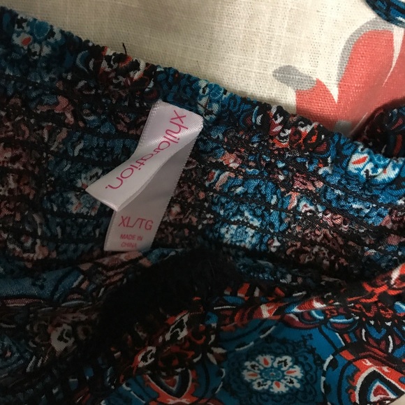 Patterned romper - Picture 3 of 3