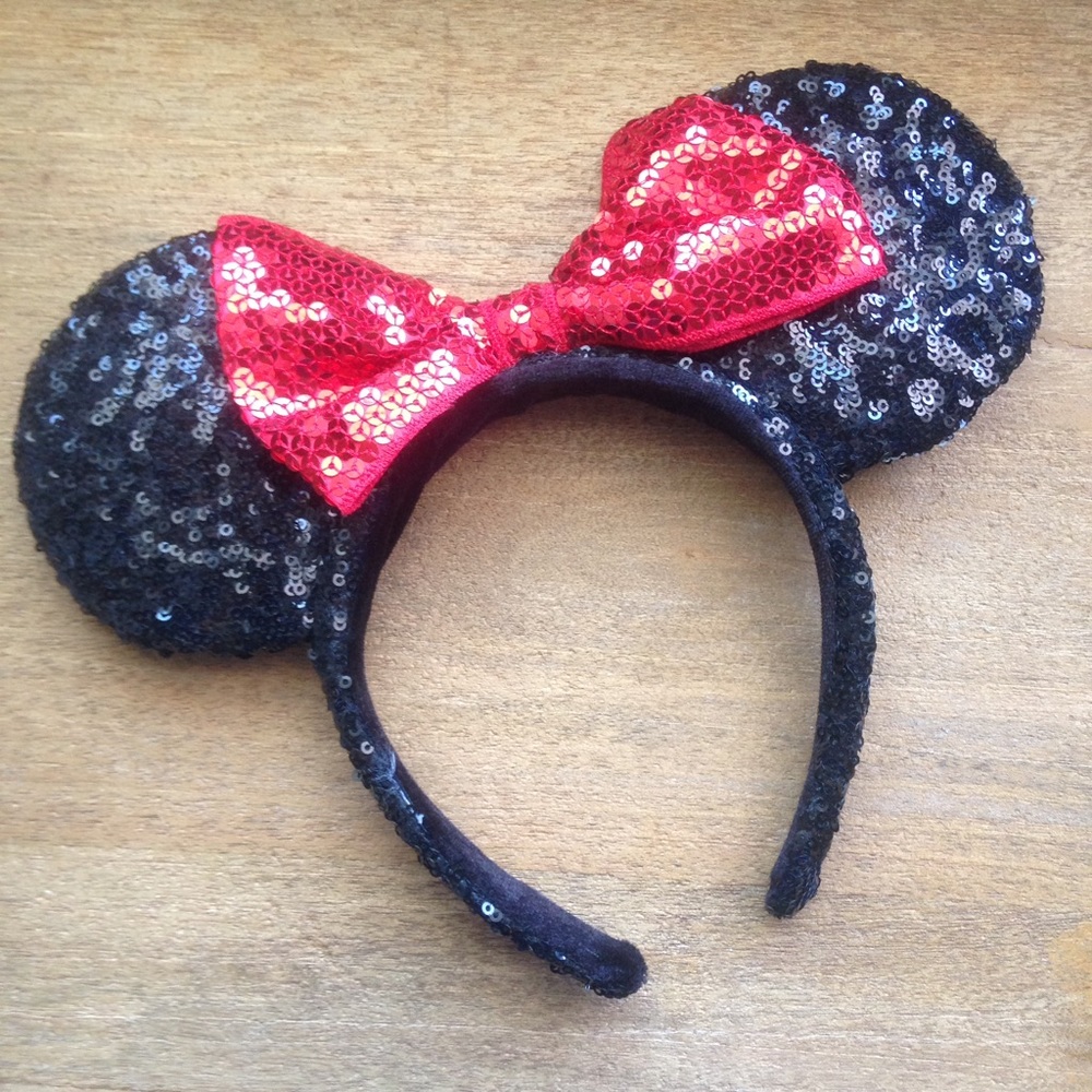 Disney's Minnie Mouse Ears