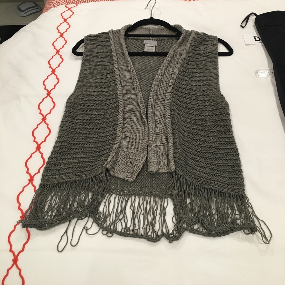 Transit knit vest