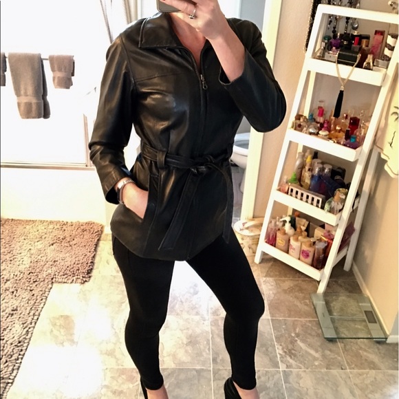 VINTAGE‼️GENUINE LAMBSKIN LEATHER JACKET! - Picture 4 of 16