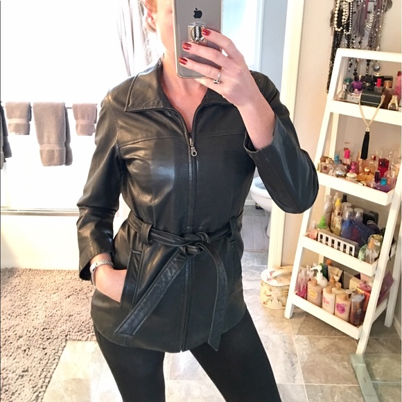 VINTAGE‼️GENUINE LAMBSKIN LEATHER JACKET! - Picture 3 of 16