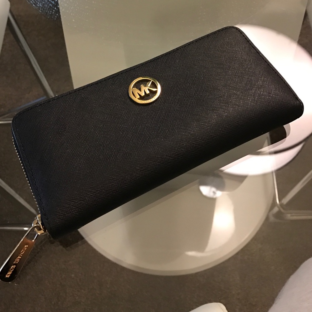 Authentic Michael Kors wallet