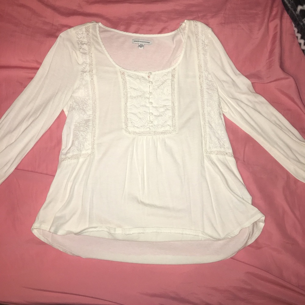 White/creamish American eagle shirt!