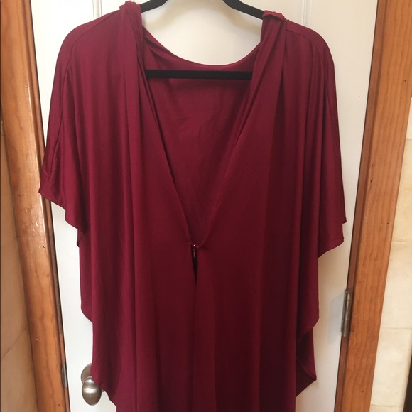 Dark red, backless dress - Picture 6 of 6