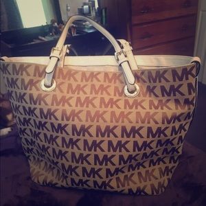 NWOT Michael Kors tote