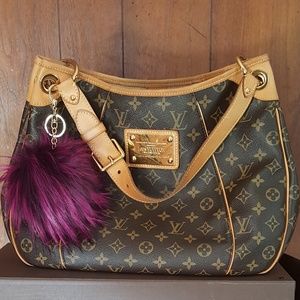 Louis Vuitton Galliera PM