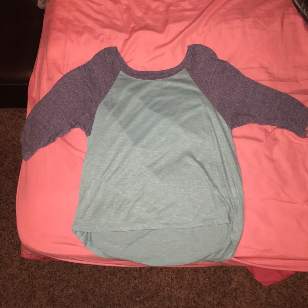 Two toned quarter sleeve shirt from target!