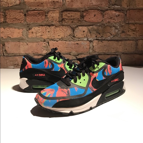 Men's/Unisex Nike Air Max 90 Fluorescent, Size 9 - Picture 3 of 4