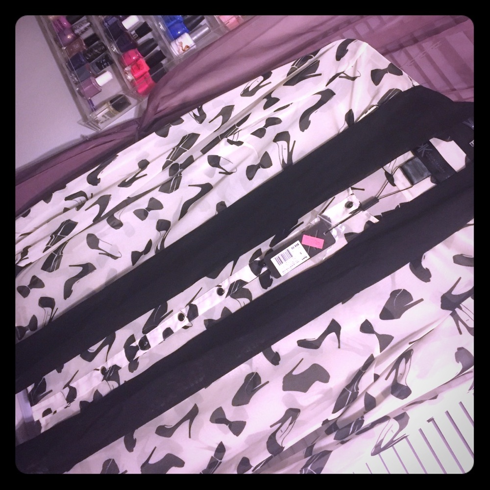 💄 👠 Kardashian Kollection Blouse