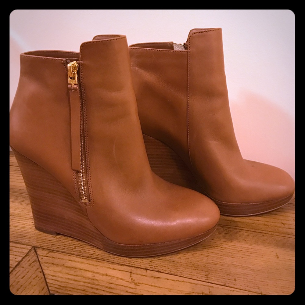 MICHAEL BY MICHAEL KORS BOOTIES