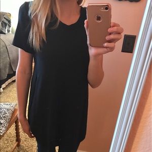 Long Short-Sleeve Top