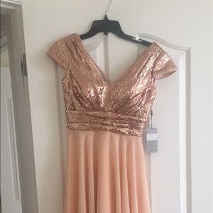 Gorgeous rose gold and peachy pink dress
