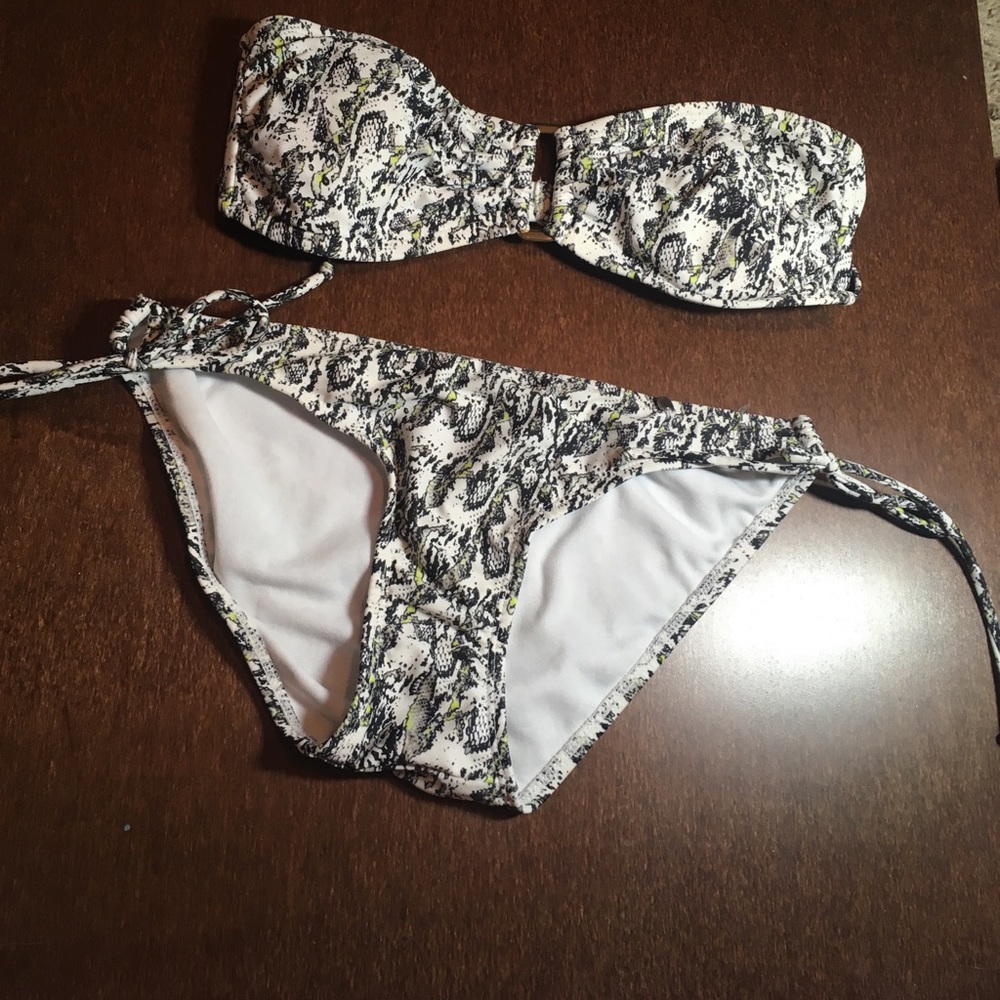 Kirra bikini set