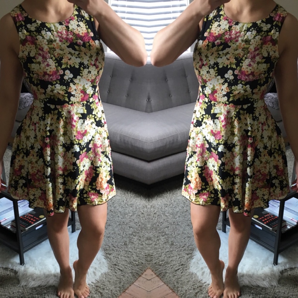 Flowered Summer Dress - Small - Picture 2 of 3