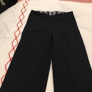 Lulu lemon flair workouts pants