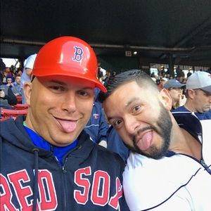 Meet your Posher, Tom