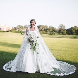 Meet your Posher, Cary