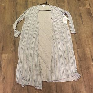 Medium Lularoe Sarah--brand new!!