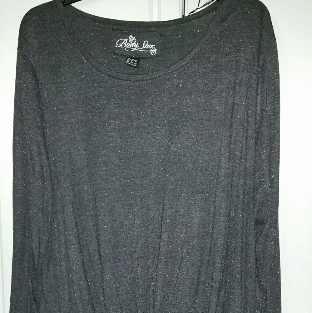 Dark gray/Black top