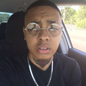 Meet your Posher, Acacia