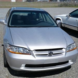 Meet your Posher, Dee