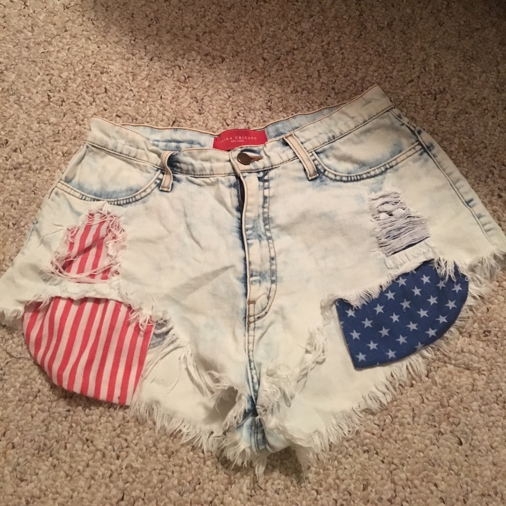 Denim high-wasted shorts