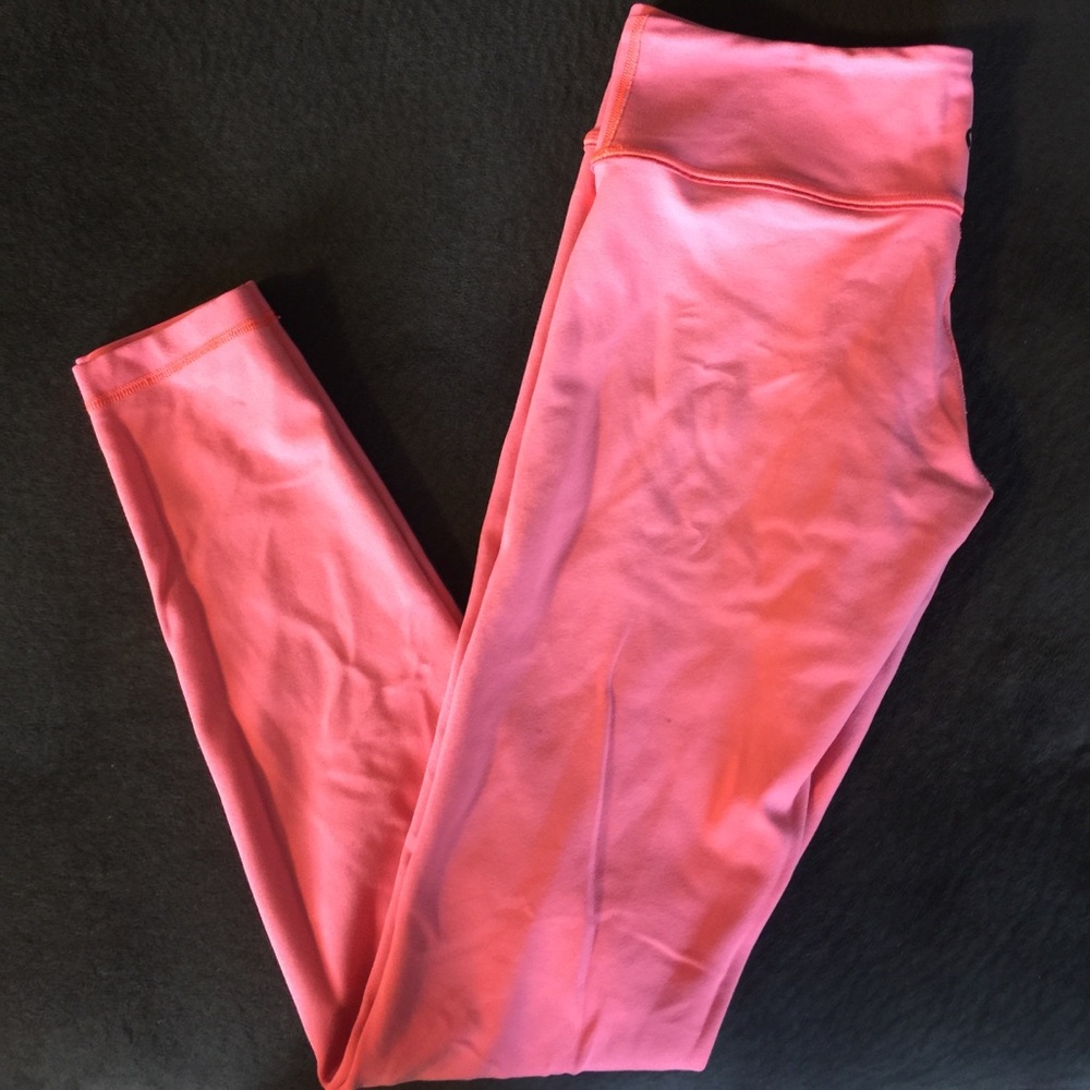 Lululemon Wunder Under leggings