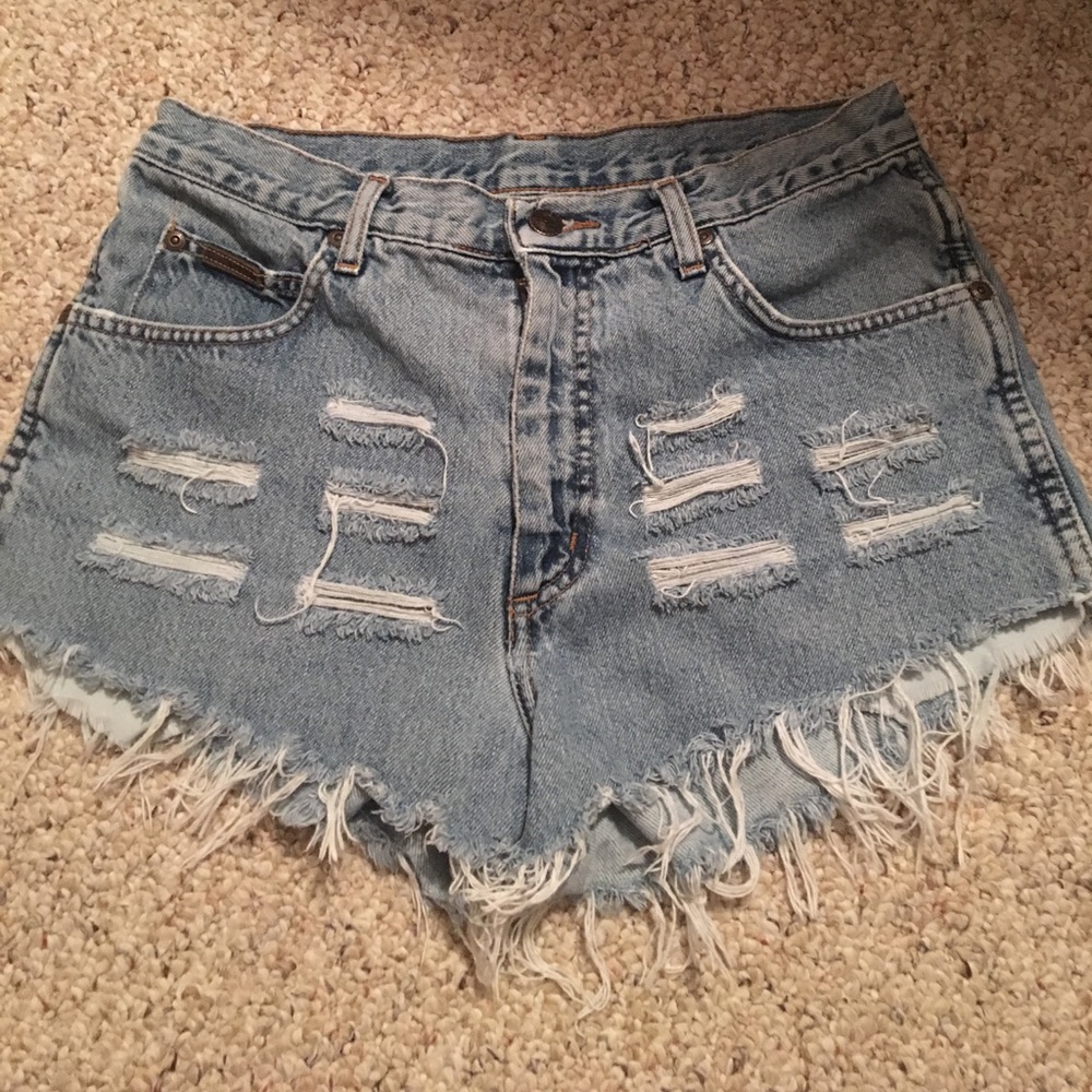 High-wasted jean shorts