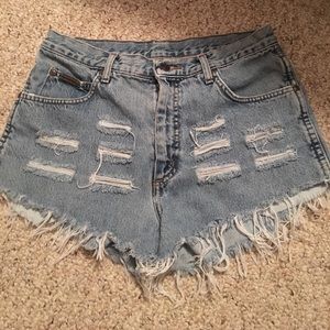 High-wasted jean shorts
