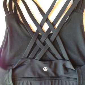 Lululemon beat the heat tank size 6