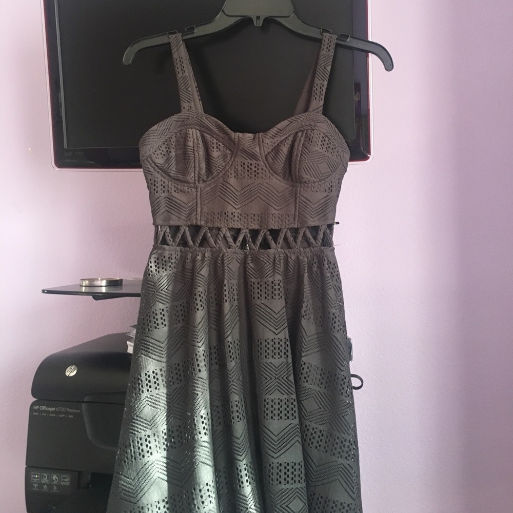 gray patterned dress