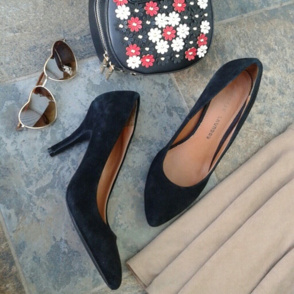 Chinese Laundry Shoes - SALE!!! Chinese Laundry Black Suede Pumps Size 8