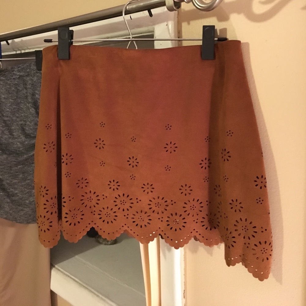 Brown suede mini skirt