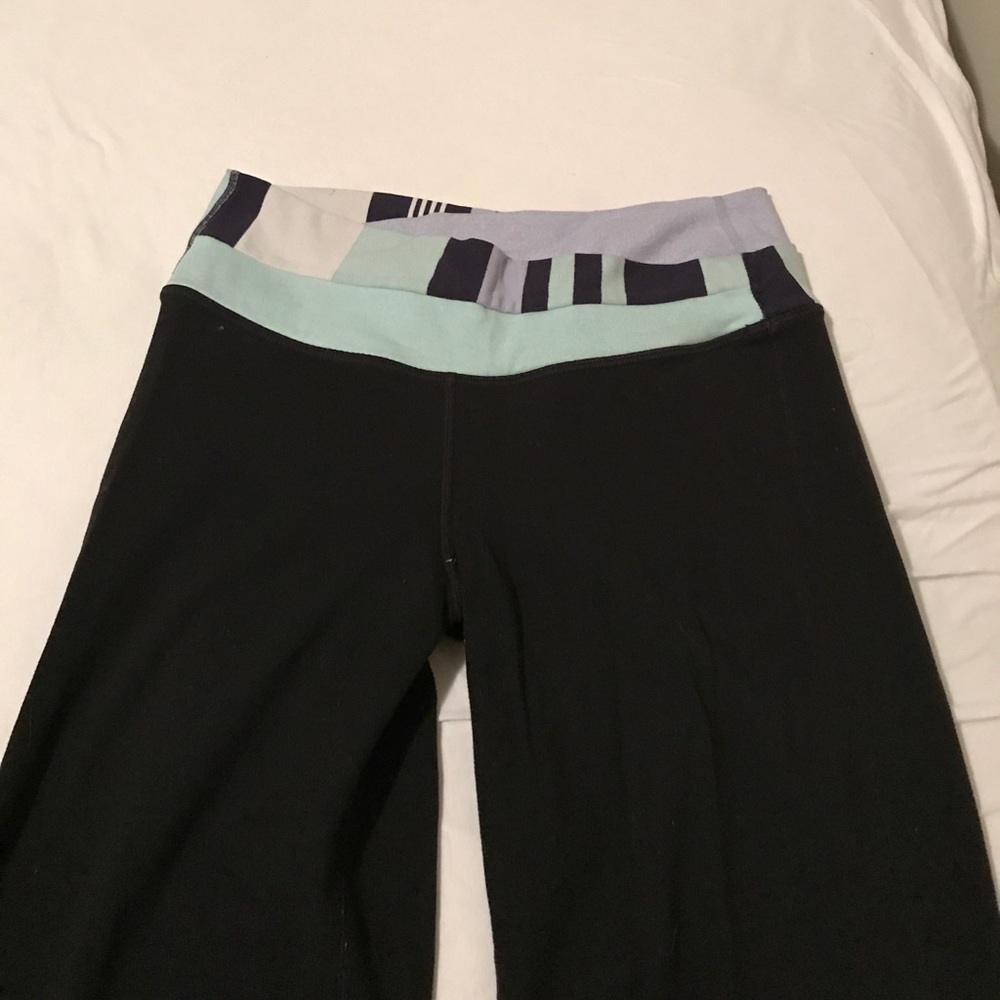 Lululemon-groove pant
