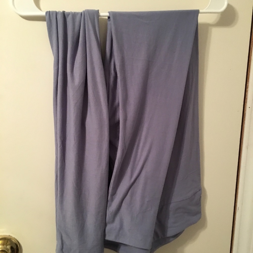 EUC LuLaRoe Tall & Curvy Leggings