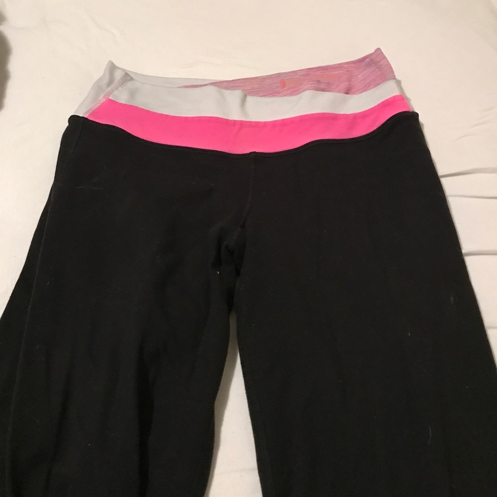 Lululemon-groove pant