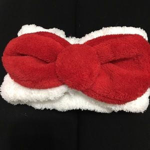 Earth therapeutics Hello kitty shower band