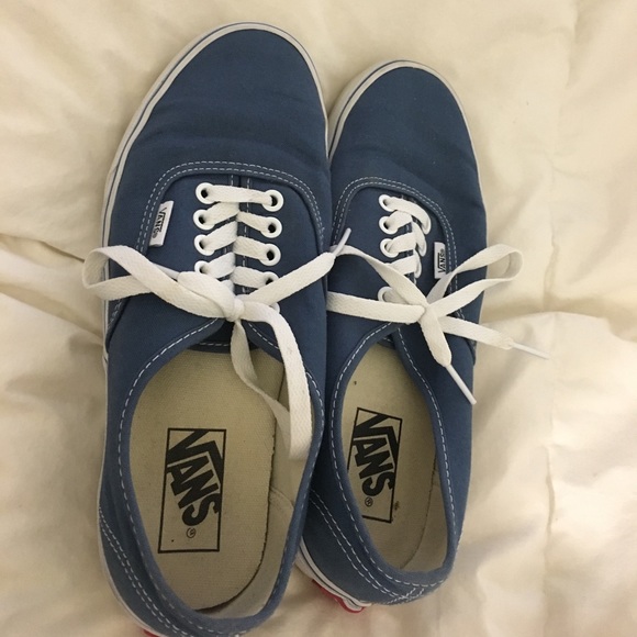 vans - Picture 2 of 3