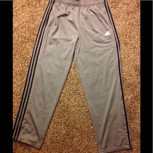 Men's Adidas Track Pants NWOT Men's Adidas Track Pants NWOT